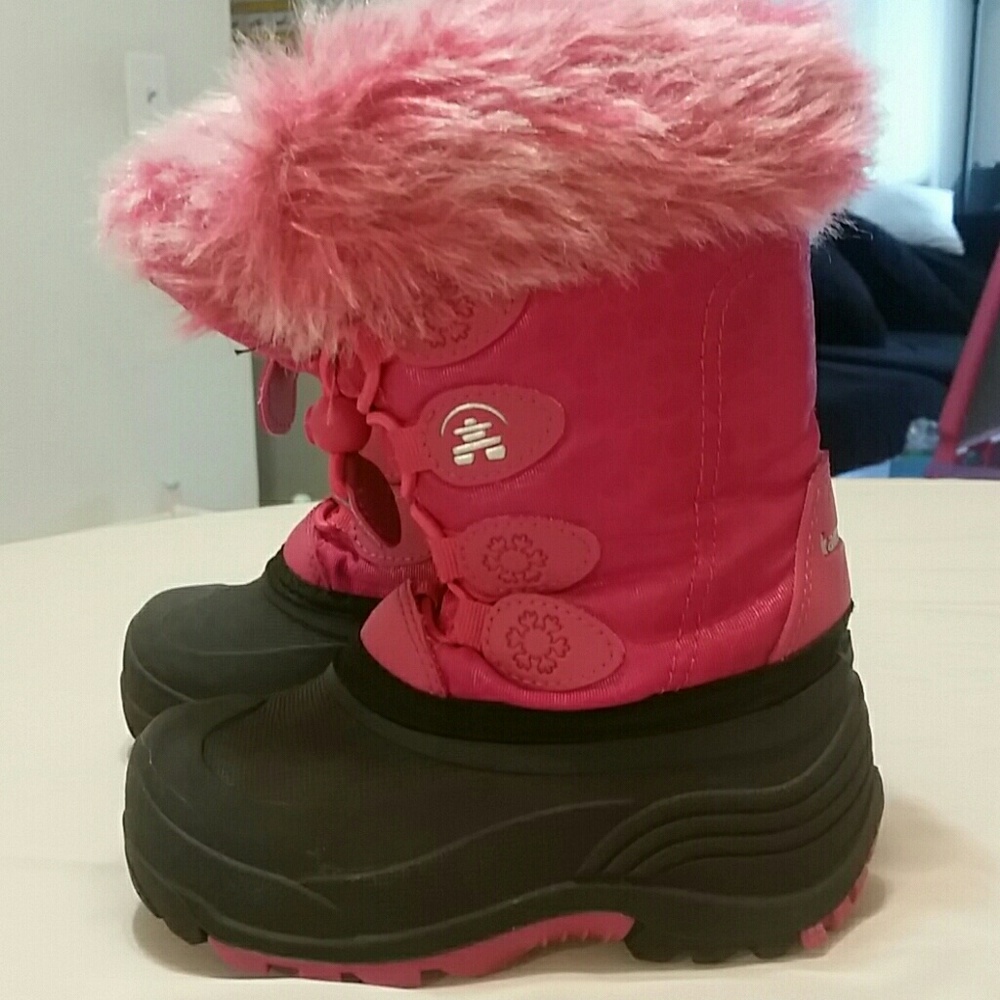 Snow Boots. - Picture 2 of 4